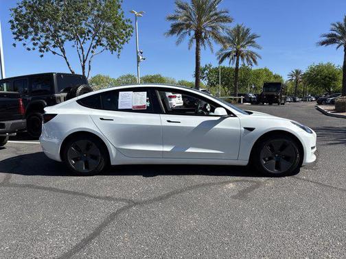 Pearl White Multi-Coat 2021 Tesla Model 3 Long Range