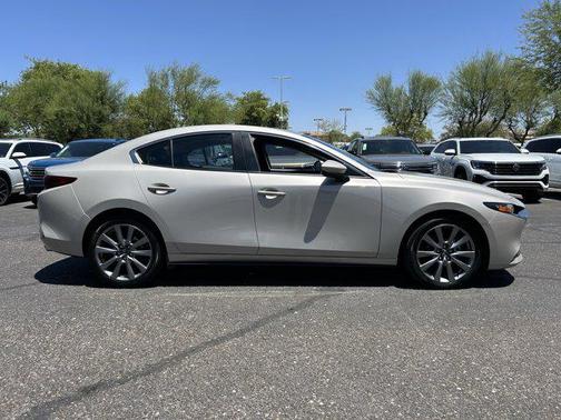 Platinum Quartz Metallic 2025 Mazda Mazda3 FWD w/Preferred Package
