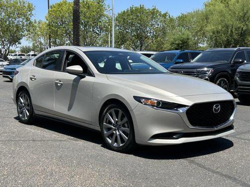 Platinum Quartz Metallic 2025 Mazda Mazda3 FWD w/Preferred Package