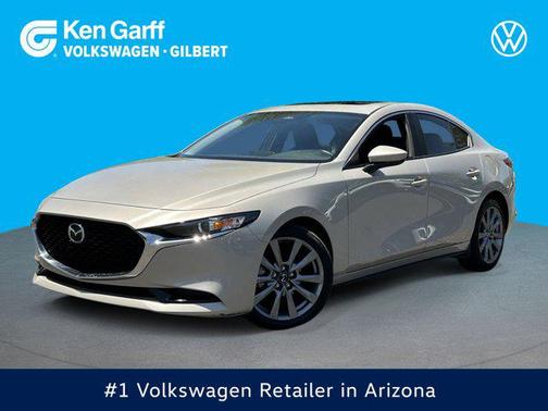 Platinum Quartz Metallic 2025 Mazda Mazda3 FWD w/Preferred Package
