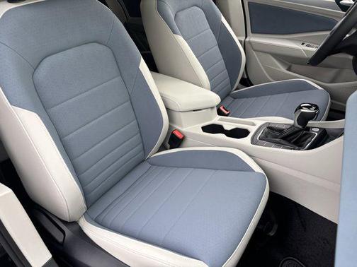 2026 Volkswagen Jetta 1.4T SE