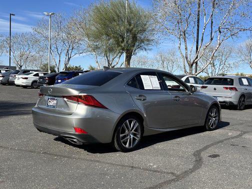 2018 Lexus IS 300 Base