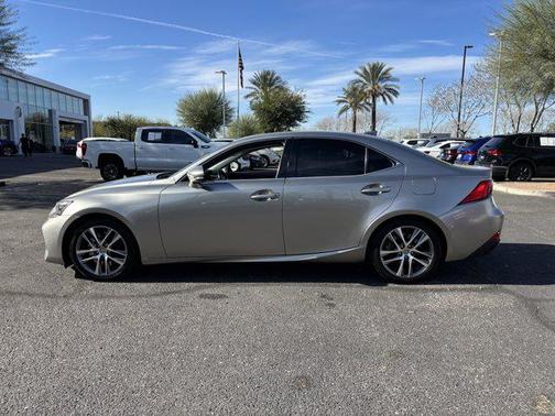 2018 Lexus IS 300 Base