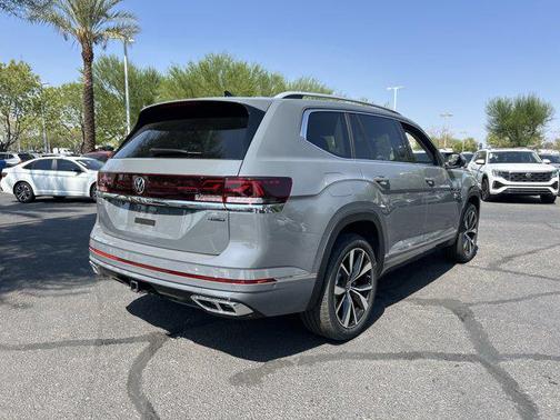 2025 Volkswagen Atlas 2.0T SEL Premium R-Line 4MOTION