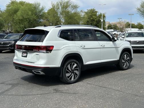 opal white pearl 2026 Volkswagen Atlas 2.0T SEL