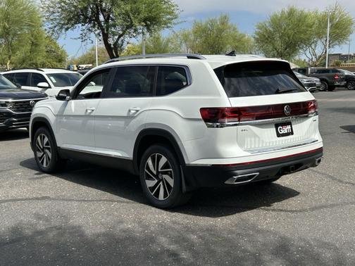 opal white pearl 2026 Volkswagen Atlas 2.0T SEL