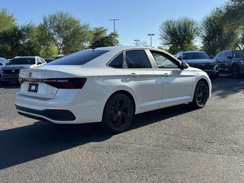 2025 Volkswagen Jetta 1.5T SE