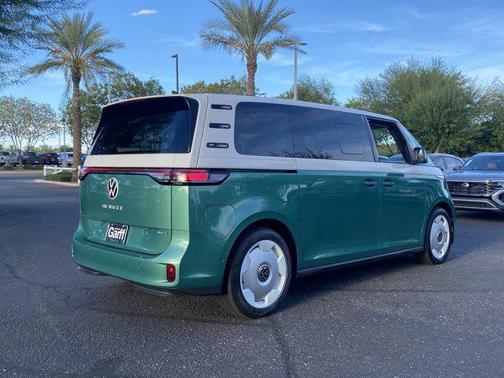 2025 Volkswagen ID. Buzz 1st Edition with 4MOTION