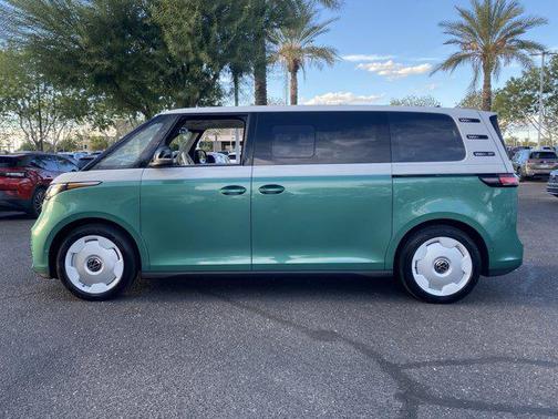 2025 Volkswagen ID. Buzz 1st Edition with 4MOTION