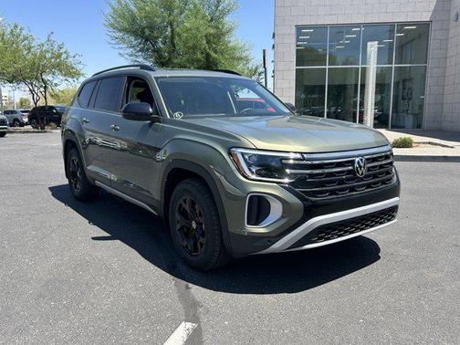 2025 Volkswagen Atlas 2.0T Peak Edition