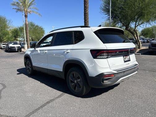2025 Volkswagen Taos 1.5T S