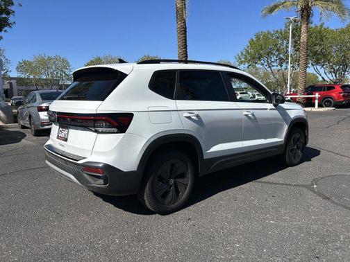 2025 Volkswagen Taos 1.5T S