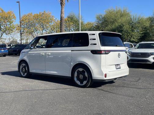 2025 Volkswagen ID. Buzz Pro S