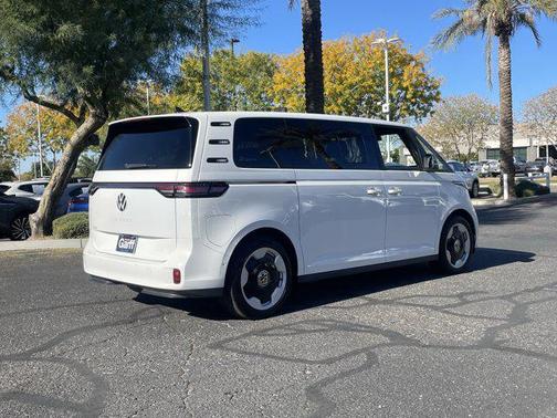 2025 Volkswagen ID. Buzz Pro S