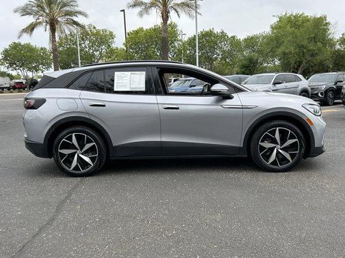 Silver Mist Metallic 2023 Volkswagen ID.4 Pro S