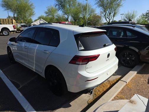Opal White Pearl 2023 Volkswagen Golf GTI 2.0T SE DSG