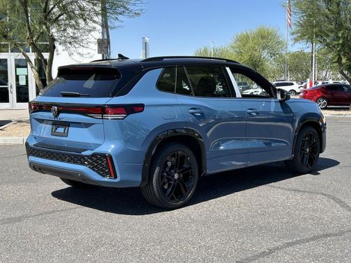 Monterey Blue with Deep Black Roof 2026 Volkswagen Tiguan 2.0T SE R-Line Black