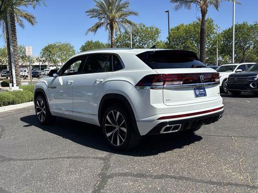 2025 Volkswagen Atlas Cross Sport 2.0T SEL Premium