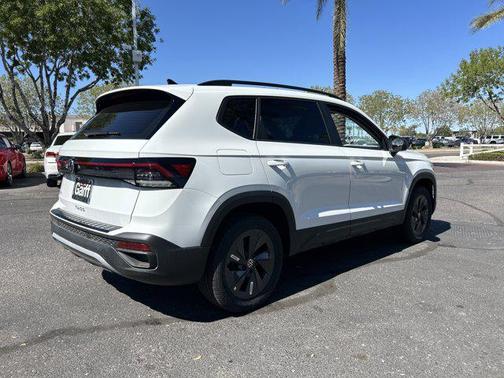 2025 Volkswagen Taos 1.5T S