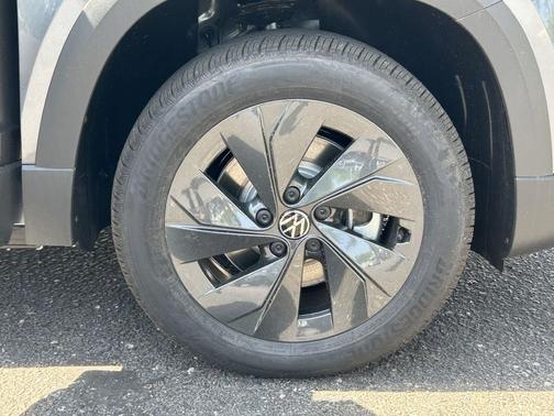 Platinum Gray Metallic 2026 Volkswagen Taos S