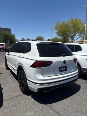 Opal White Pearl 2023 Volkswagen Tiguan 2.0T SE R-Line Black