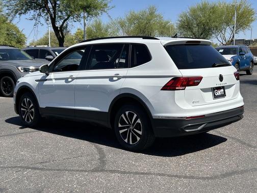 Pure White 2023 Volkswagen Tiguan 2.0T S