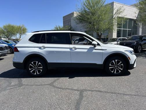 Pure White 2023 Volkswagen Tiguan 2.0T S