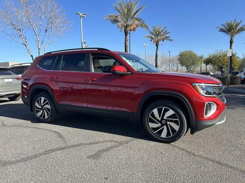 2025 Volkswagen Atlas 2.0T SE w/Technology