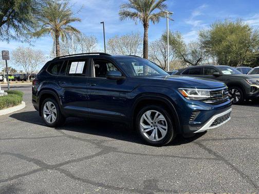 2022 Volkswagen Atlas 3.6L SE w/Technology