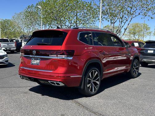 2025 Volkswagen Atlas 2.0T SEL Premium R-Line 4MOTION