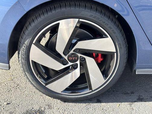 2026 Volkswagen Golf GTI 2.0T S DSG