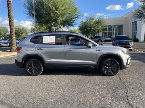 2022 Volkswagen Taos 1.5T S