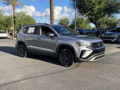 2022 Volkswagen Taos 1.5T S