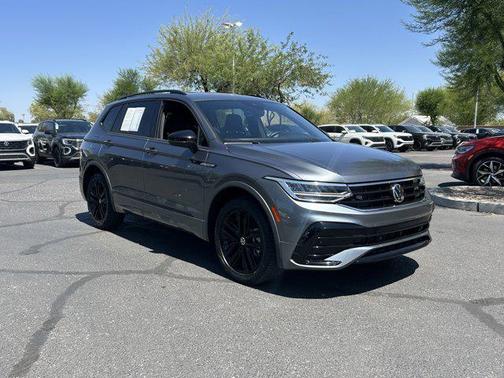 2022 Volkswagen Tiguan 2.0T SE R-Line Black