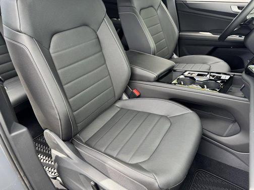 2025 Volkswagen Atlas Cross Sport 2.0T SEL