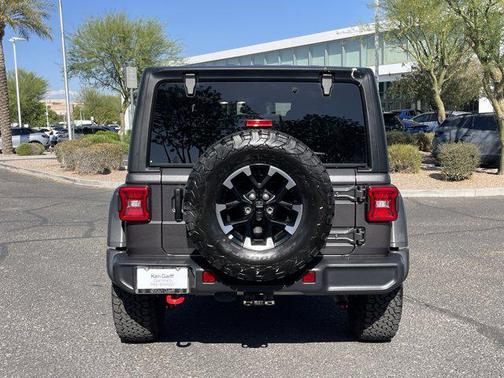 Granite Crystal Metallic Clearcoat 2026 Jeep Wrangler Rubicon