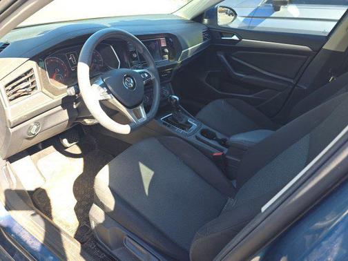 Pure White 2021 Volkswagen Jetta 1.4T S