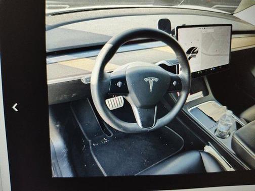 Pearl White Multi-Coat 2021 Tesla Model 3 Performance