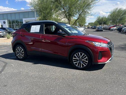 2023 Nissan Kicks SV