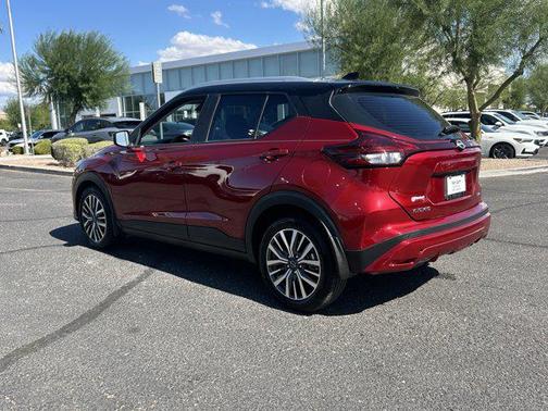 2023 Nissan Kicks SV