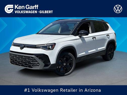 Pure White w/Deep Blk Rf 2026 Volkswagen Taos SE Black