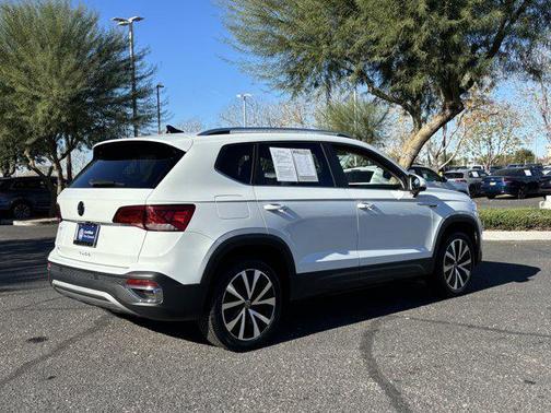 2022 Volkswagen Taos 1.5T SE