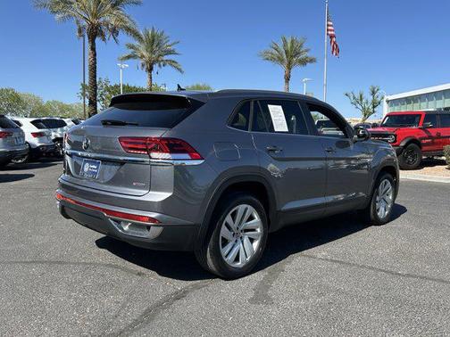 2022 Volkswagen Atlas Cross Sport 3.6L V6 SE w/Technology