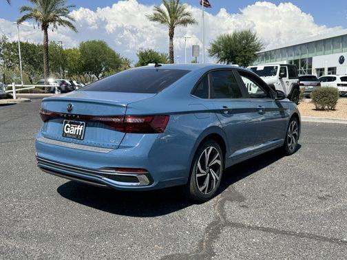 2025 Volkswagen Jetta 1.5T SEL
