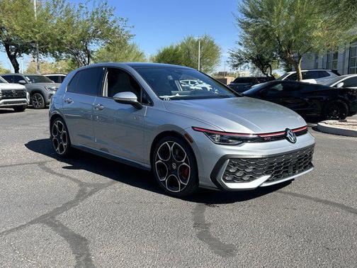 2025 Volkswagen Golf GTI 2.0T S DSG