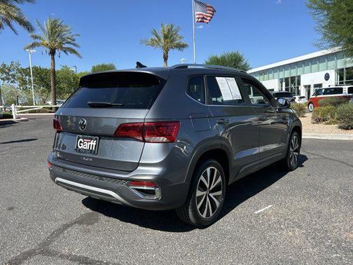 2022 Volkswagen Taos 1.5T SE