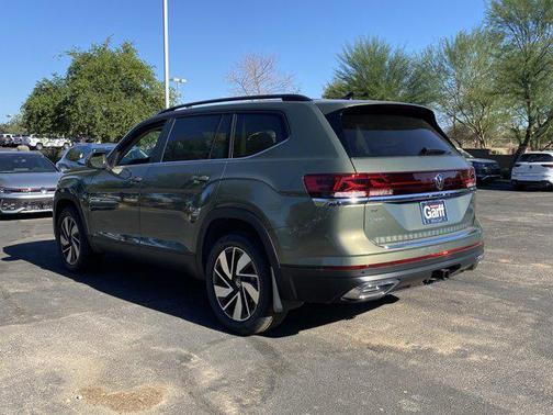 2026 Volkswagen Atlas 2.0T SE w/Technology 4MOTION