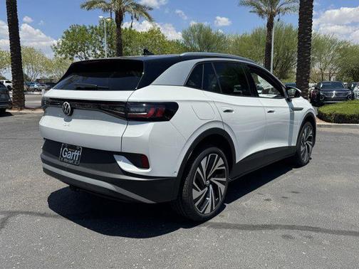 2025 Volkswagen ID.4 Pro S Plus