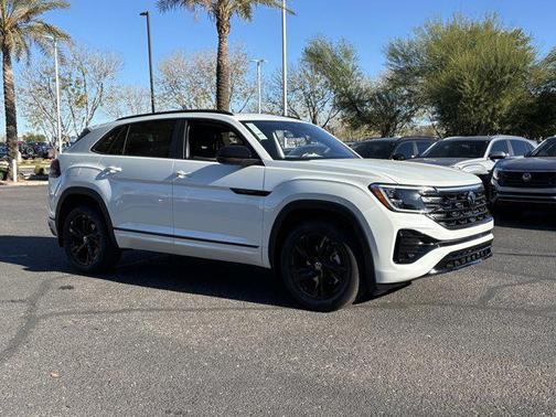 2026 Volkswagen Atlas Cross Sport 2.0T SEL