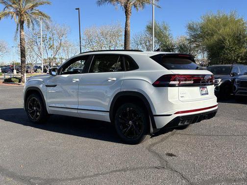 2026 Volkswagen Atlas Cross Sport 2.0T SEL